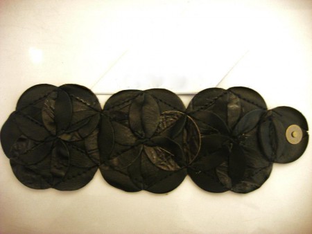 Pulseras de cuero con técnica origami